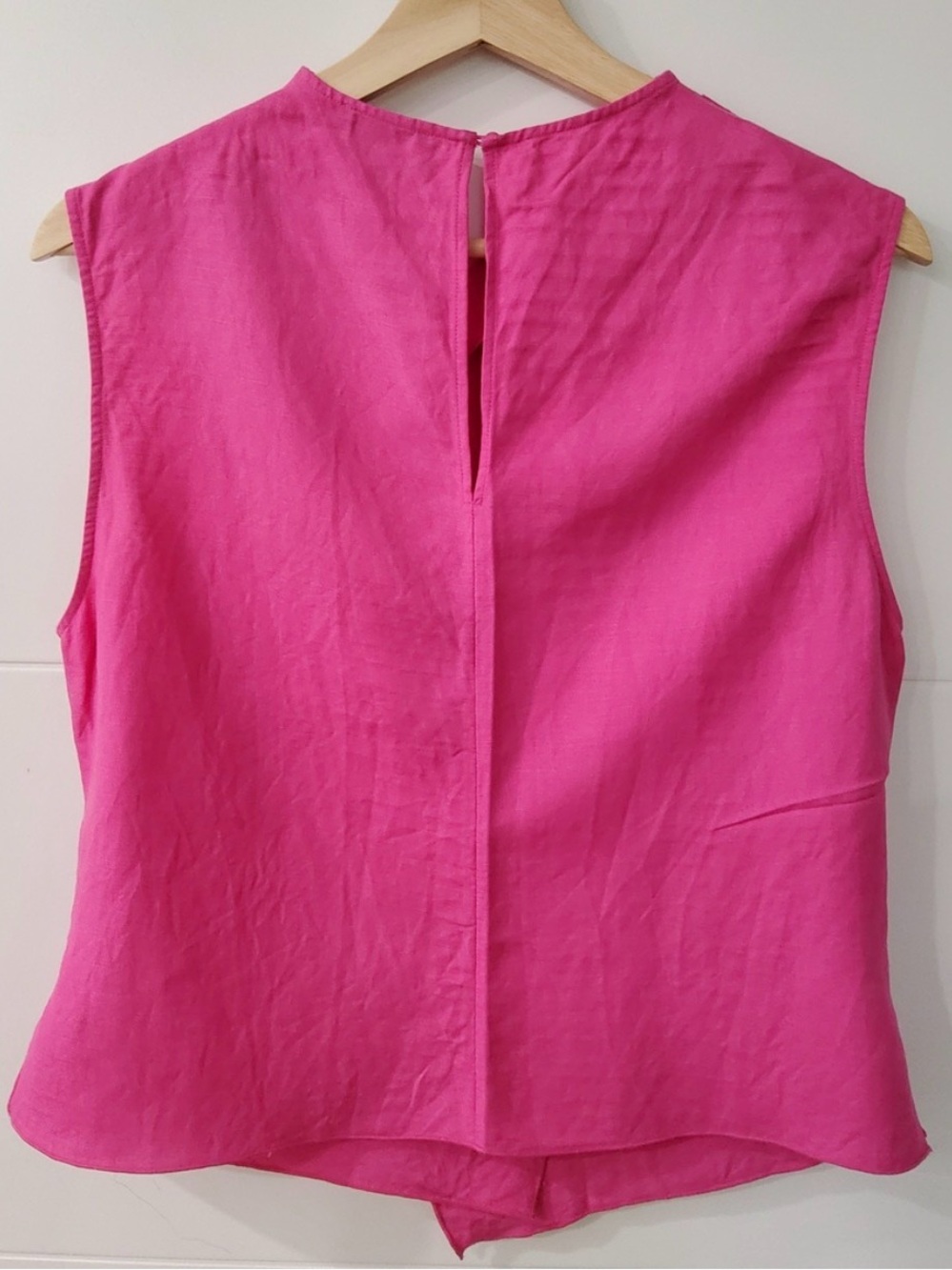 Massimo Dutti Sleeveless Wrap-Style Women’s Top in Fuchsia Pink - Picture 2 of 7